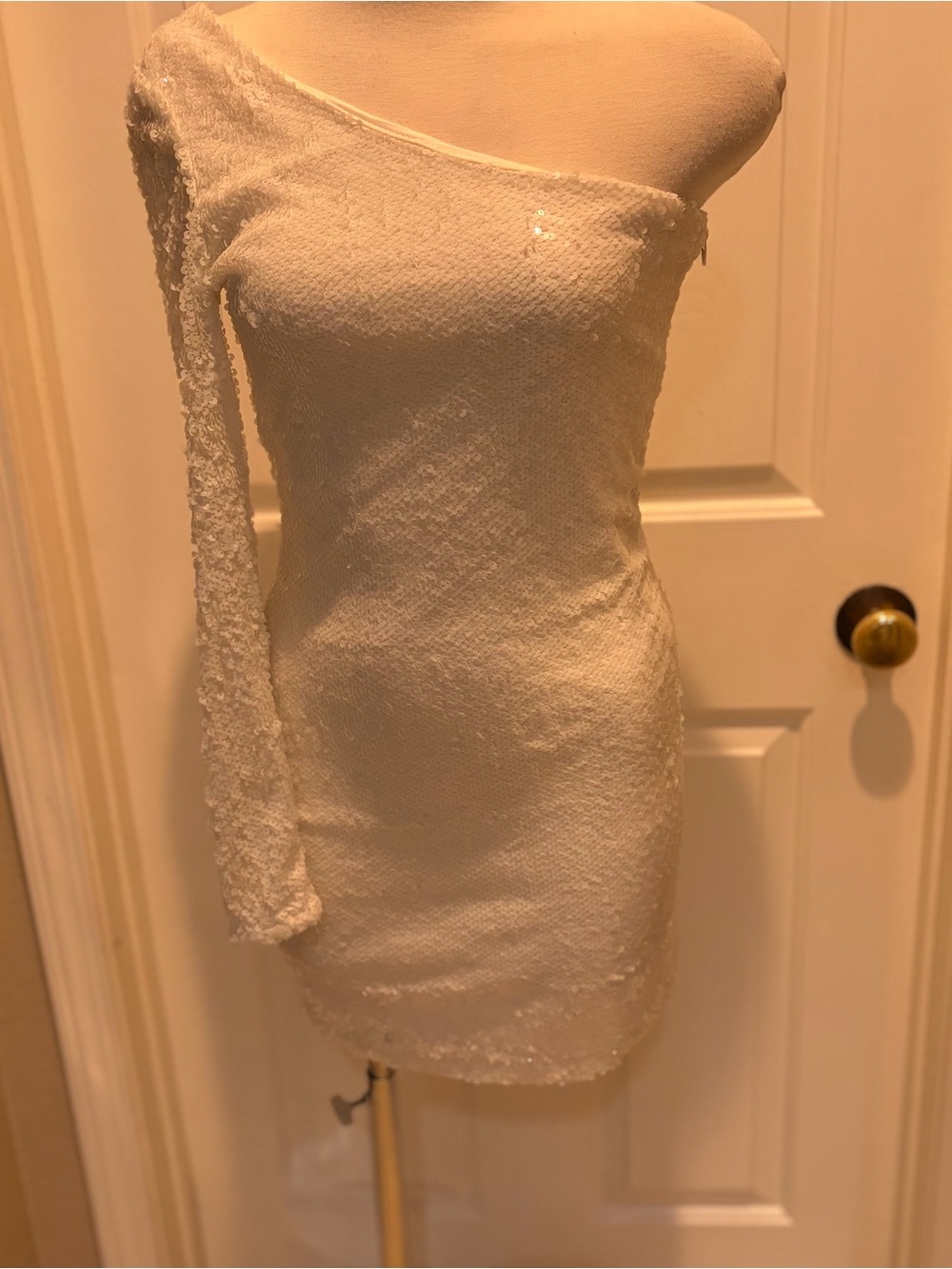 White Sequin Evening dress